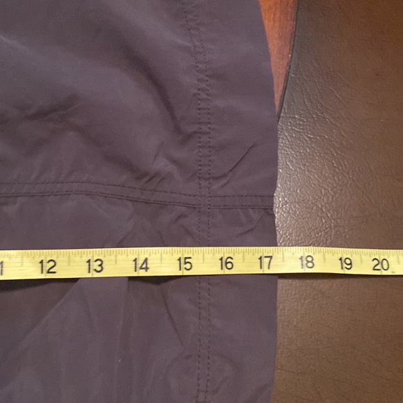 Eddie Bauer gray skirt with shorts size 2 - Picture 5 of 5